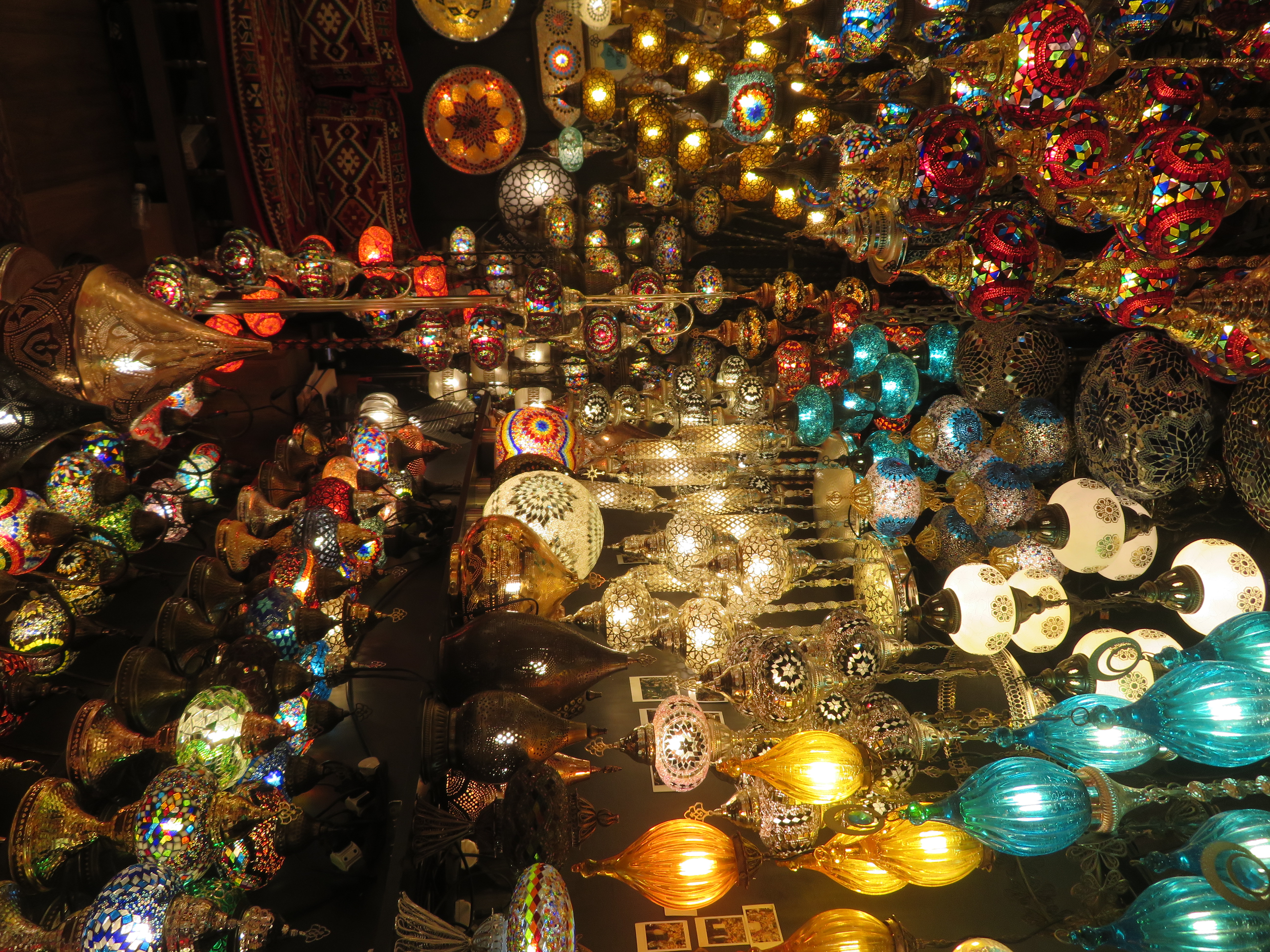 Grand Bazaar lamps, Istanbul, Türkiye